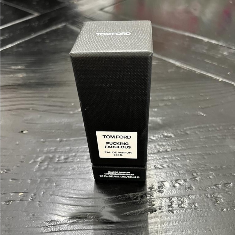 TOM FORD F*cking Fabulous Eau dโParfum ๐๐๐ฏ๐โจ - Picture 2 of 3